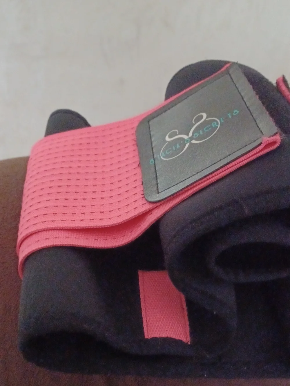 Stacias Secrets Adjustable Neoprene Waist Trainer Belt - Black/Pink Size 2X